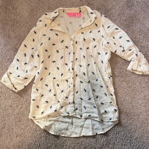Isaac Mizrahi Linen Shirt with Black Star Design